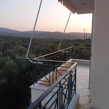 3 Asteria Apartment *