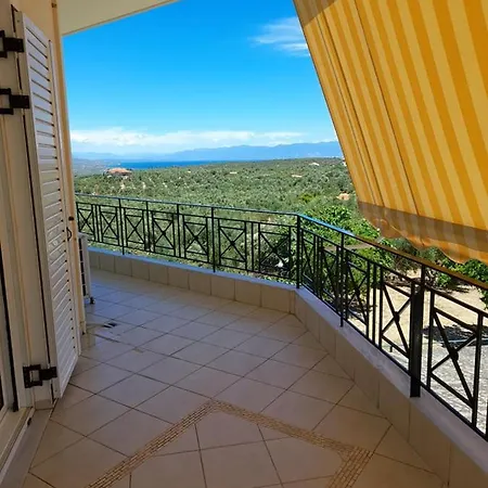 3 Asteria Appartement Kómboi