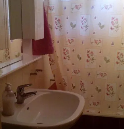 3 Asteria Apartment