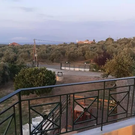 3 Asteria Apartment *