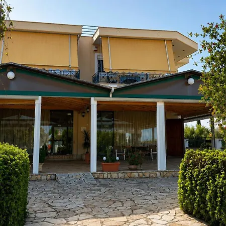 Apartament 3 Asteria